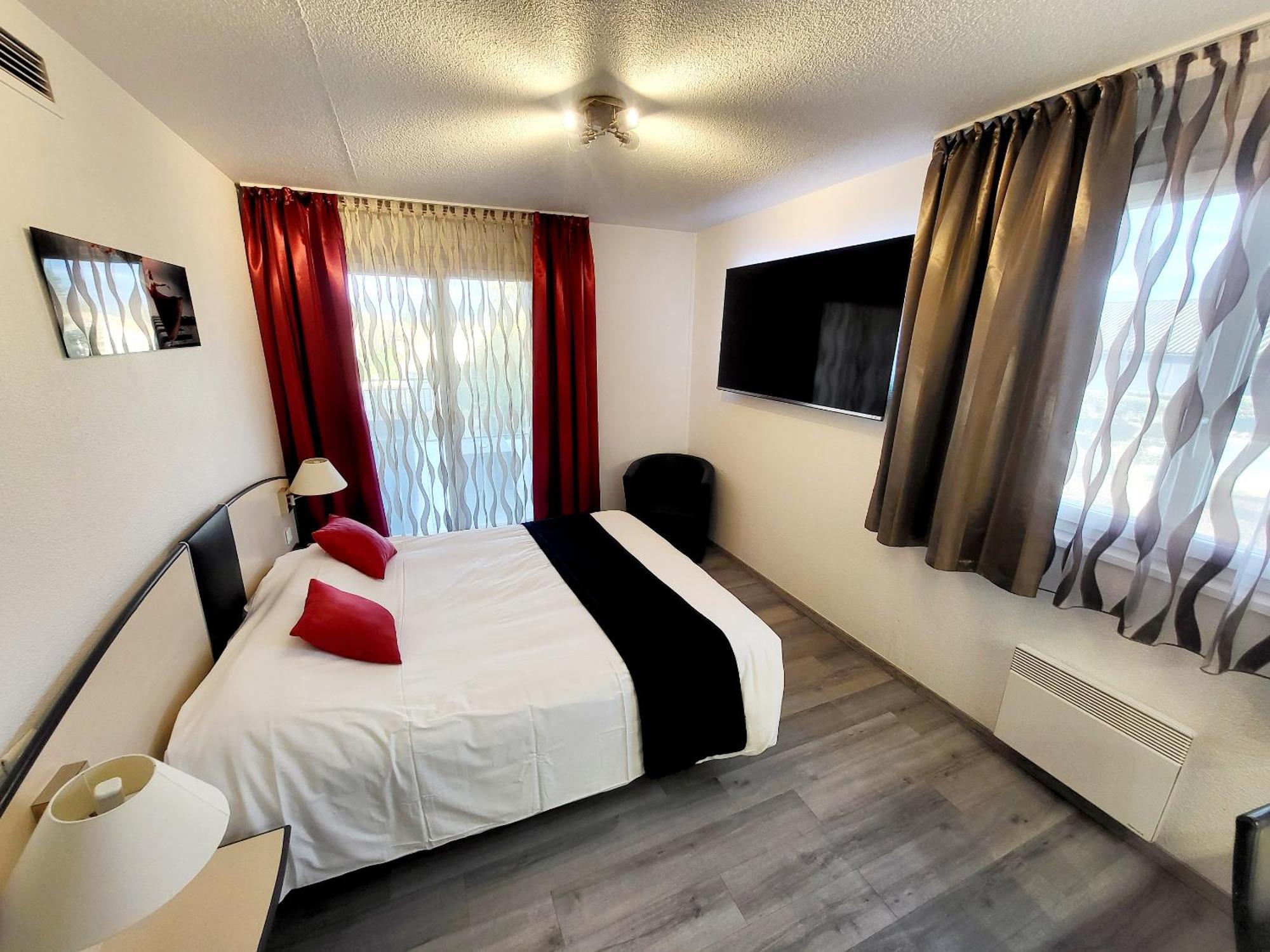 Citotel Hôtel Le Capricorne Marmande Exterior foto